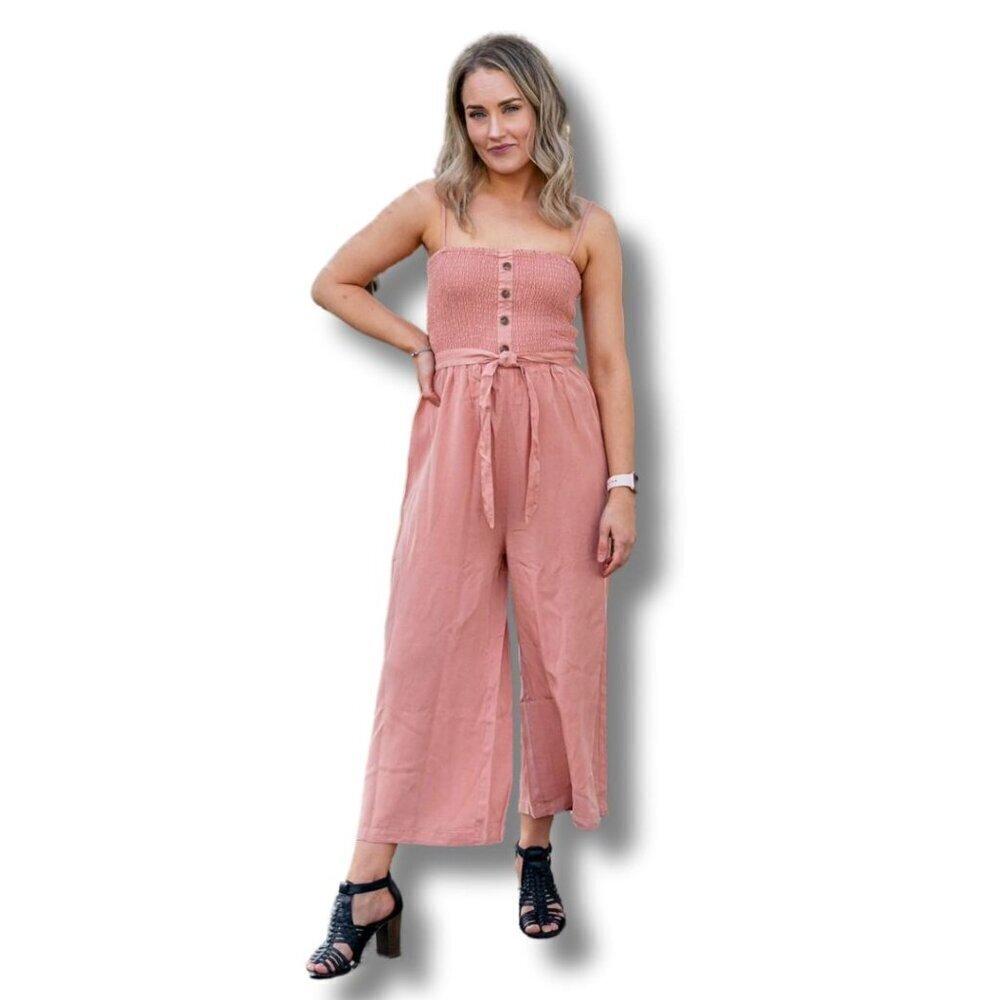 Blush Sleeveless Smocked Linen Jumpsuit - Valentine's Day Gift - Picture 3 of 15